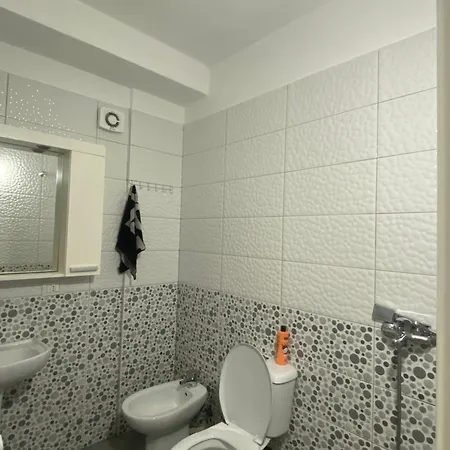 아파트 Genti